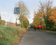 822634 Gezicht op het fietspad langs de Waterlinieweg te Utrecht, richting de Biltsestraatweg ter hoogte van de ...